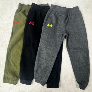 3 pairs Under Armour Kids Sweatpants - Olive, Black, Charcoal size 5